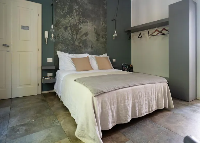 招待所 维托里奥威尼托25号旅馆 4*