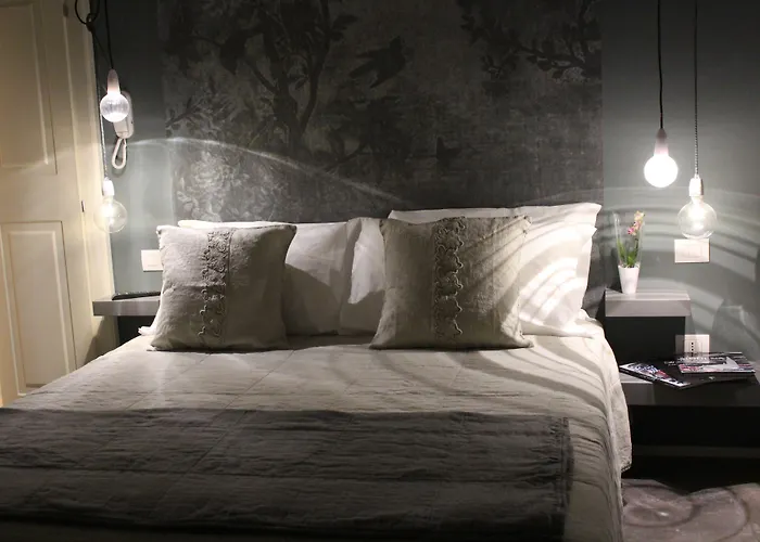 维托里奥威尼托25号旅馆 4*