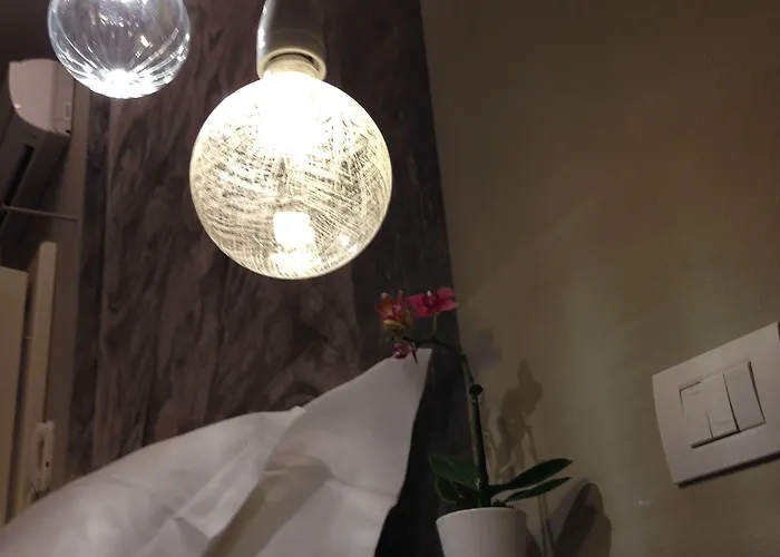 维托里奥威尼托25号旅馆 招待所 摩德纳