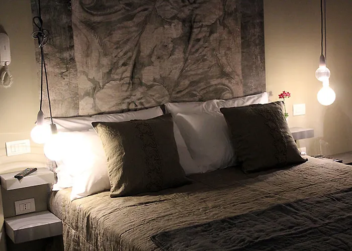 招待所 维托里奥威尼托25号旅馆 4*