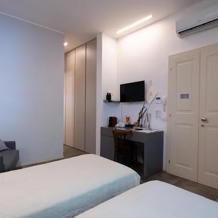 Vittorio Veneto 25 Pensionat 4*