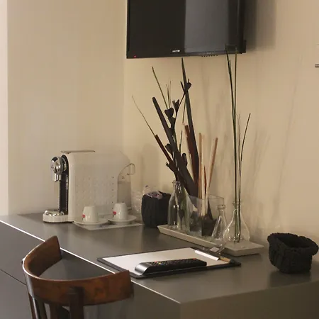 Vittorio Veneto 25 Modène