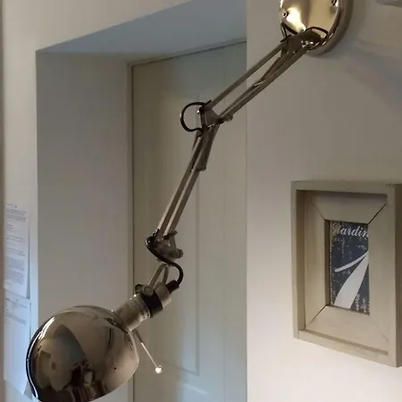 ヴィットリオ ヴェネト 25 ゲストハウス モデナ