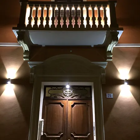 ヴィットリオ ヴェネト 25