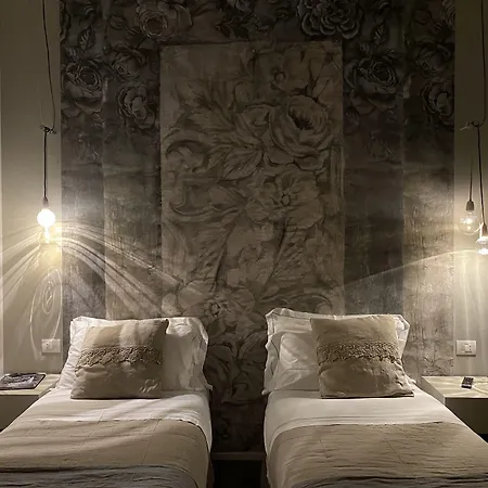 ヴィットリオ ヴェネト 25 モデナ