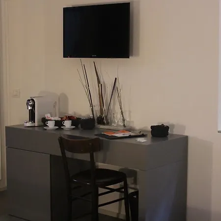 ヴィットリオ ヴェネト 25 モデナ