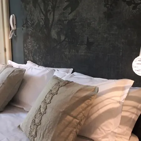 ヴィットリオ ヴェネト 25 モデナ