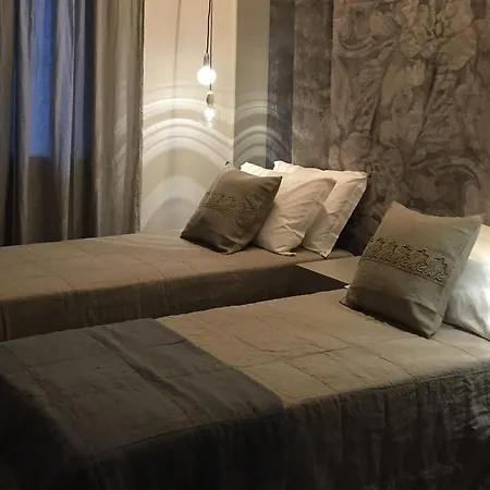 Vittorio Veneto 25 Guest house