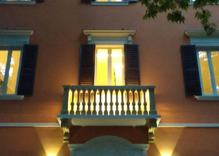 Vittorio Veneto 25 4* Μόντενα