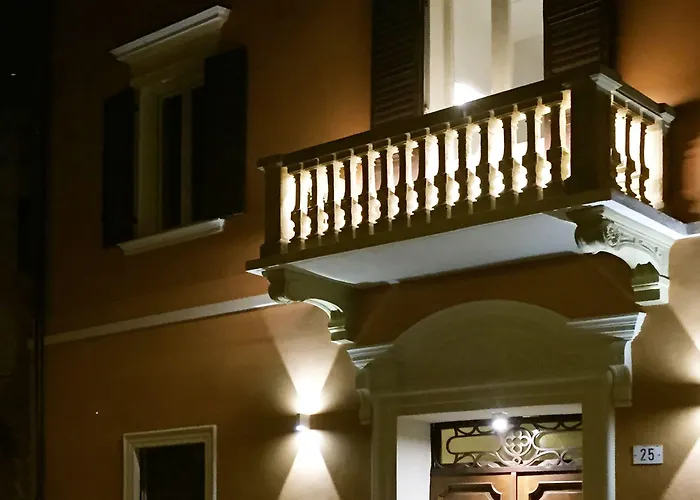 Guest house Vittorio Veneto 25 4*